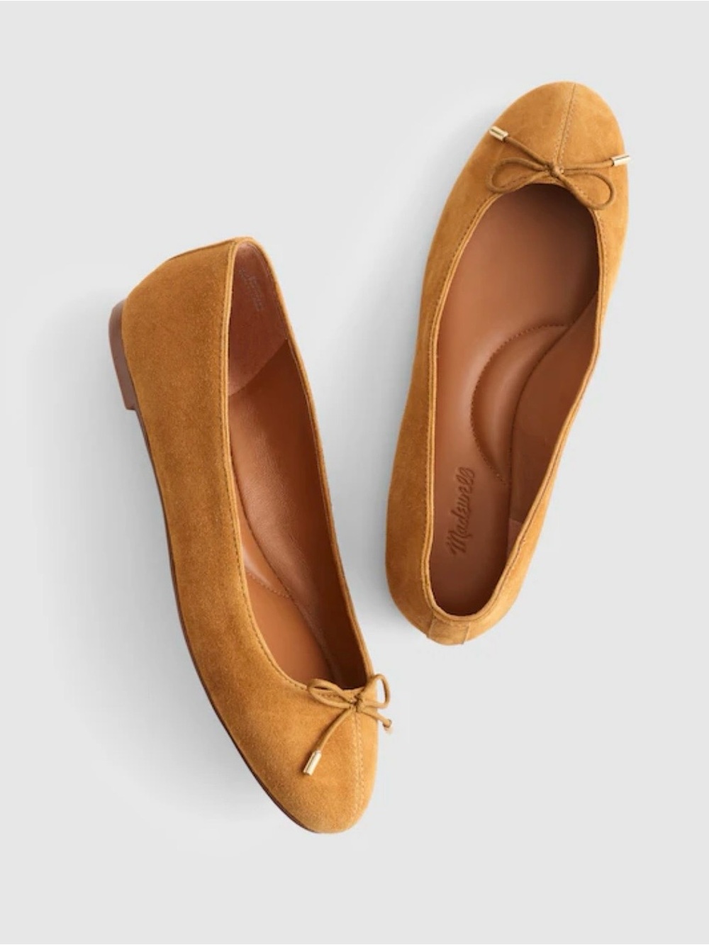 Madewell
Women's Suede Ballet Flats in Camel - Classic Bow